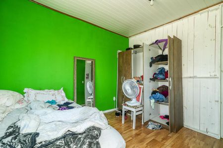 Casa à venda com 240m², 3 quartos e 1 vagaQuarto Casa 3