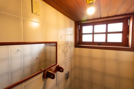 Casa de condomínio à venda com 230m², 3 quartos e 4 vagas Casa de condomínio à venda com 230m², 3 quartos e 4 vagasLavabo