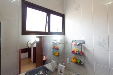 Casa de condomínio à venda com 230m², 3 quartos e 4 vagas Casa de condomínio à venda com 230m², 3 quartos e 4 vagasBanheiro