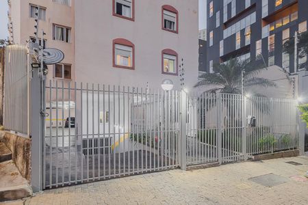 Apartamento para alugar com 75m², 2 quartos e 1 vagaFachada