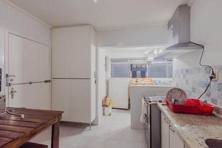Apartamento para alugar com 75m², 2 quartos e 1 vagaCozinha