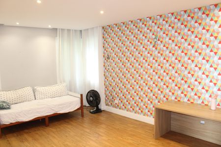 Casa de condomínio para alugar com 1000m², 4 quartos e 6 vagasSuíte 1