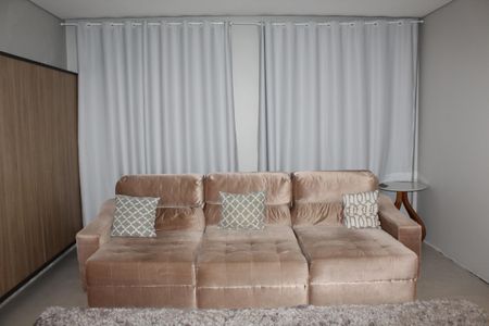 Casa de condomínio para alugar com 1000m², 4 quartos e 6 vagasSala 2