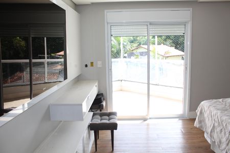 Casa de condomínio para alugar com 1000m², 4 quartos e 6 vagasSuíte 2