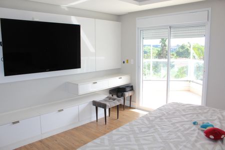 Casa de condomínio para alugar com 1000m², 4 quartos e 6 vagasSuíte 2