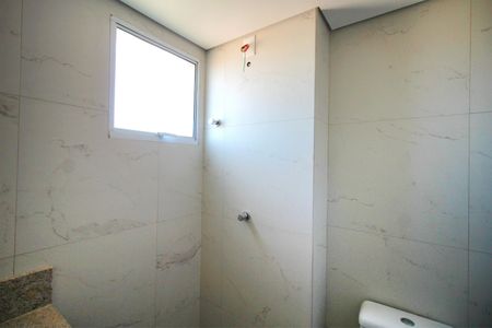 Apartamento à venda com 71m², 3 quartos e 2 vagasBanheiro