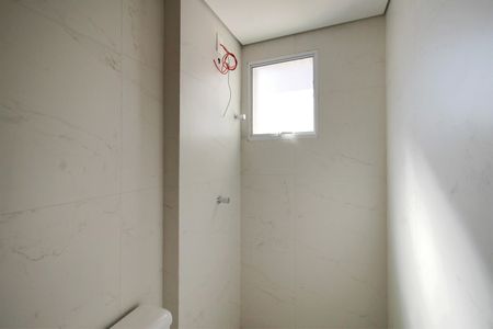 Apartamento à venda com 50m², 2 quartos e 2 vagasBanheiro