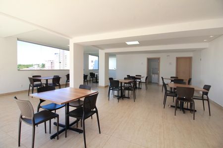 Apartamento à venda com 50m², 2 quartos e 2 vagasÁrea comum - Salão de festas