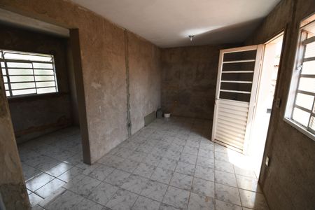 Casa à venda com 253m², 3 quartos e 3 vagasSala 4 - Fundos