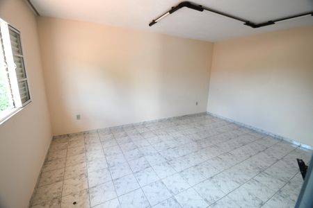 Casa à venda com 253m², 3 quartos e 3 vagasSala 5 - Fundos