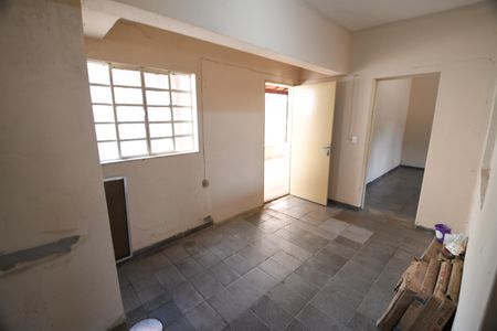 Casa à venda com 253m², 3 quartos e 3 vagasSala 3 - Fundos