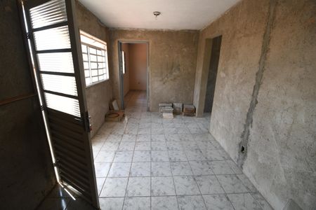 Casa à venda com 253m², 3 quartos e 3 vagasSala 4 - Fundos