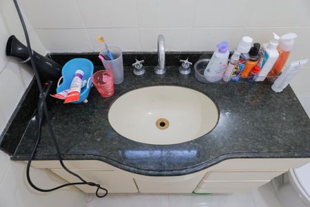 Apartamento à venda com 97m², 3 quartos e 2 vagas Apartamento à venda com 97m², 3 quartos e 2 vagasBanheiro da Suíte