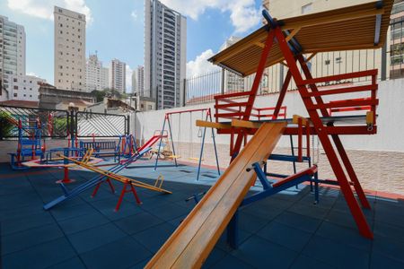 Apartamento à venda com 97m², 3 quartos e 2 vagas Apartamento à venda com 97m², 3 quartos e 2 vagasÁrea comum - Playground