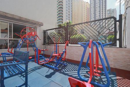Apartamento à venda com 97m², 3 quartos e 2 vagas Apartamento à venda com 97m², 3 quartos e 2 vagasÁrea comum - Academia ao ar livre