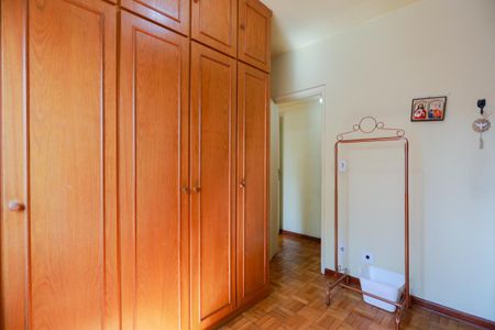 Apartamento à venda com 97m², 3 quartos e 2 vagas Apartamento à venda com 97m², 3 quartos e 2 vagasQuarto 2