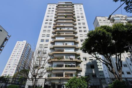 Apartamento à venda com 97m², 3 quartos e 2 vagas Apartamento à venda com 97m², 3 quartos e 2 vagasFachada do prédio