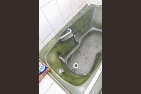 Casa à venda com 342m², 4 quartos e 8 vagasBanheiro Social