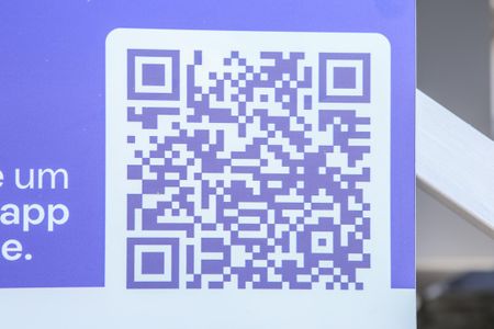 Casa à venda com 342m², 4 quartos e 8 vagasPlaquinha 