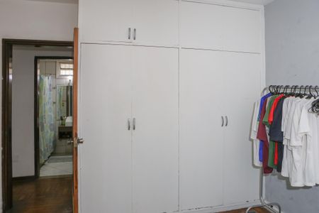 Casa à venda com 342m², 4 quartos e 8 vagasQuarto 3