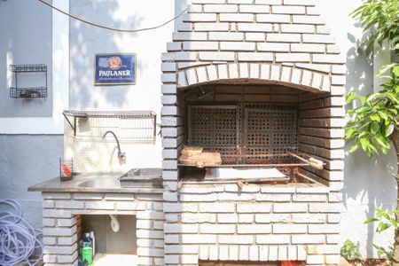 Casa à venda com 342m², 4 quartos e 8 vagasChurrasqueira