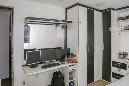 Casa à venda com 342m², 4 quartos e 8 vagasQuarto 1