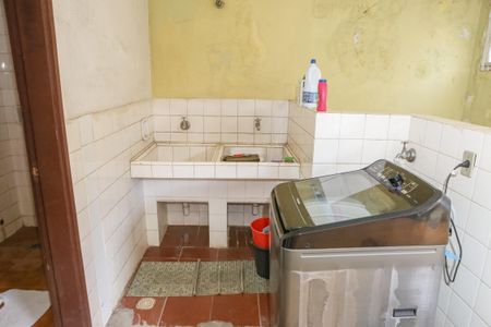 Casa à venda com 342m², 4 quartos e 8 vagasÁrea de Serviço