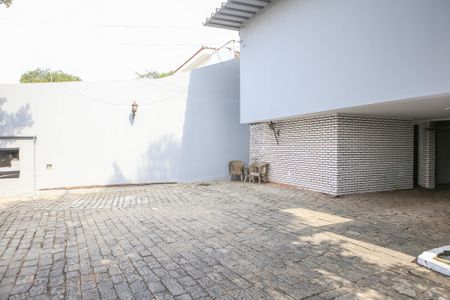 Casa à venda com 342m², 4 quartos e 8 vagasGaragem