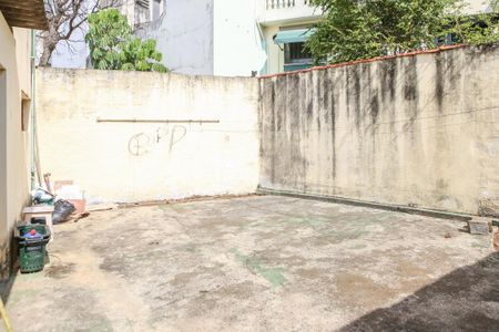 Casa à venda com 342m², 4 quartos e 8 vagasQuintal