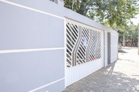 Casa à venda com 342m², 4 quartos e 8 vagasFachada
