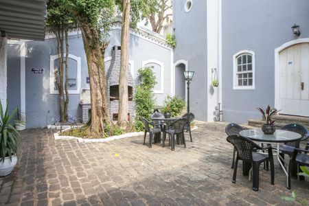 Casa à venda com 342m², 4 quartos e 8 vagasChurrasqueira