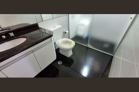 Apartamento à venda com 130m², 3 quartos e 3 vagas Apartamento à venda com 130m², 3 quartos e 3 vagasBanheiro Suíte 3