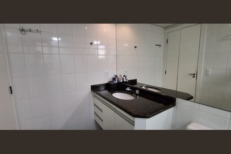 Apartamento à venda com 130m², 3 quartos e 3 vagas Apartamento à venda com 130m², 3 quartos e 3 vagasBanheiro Suíte 3