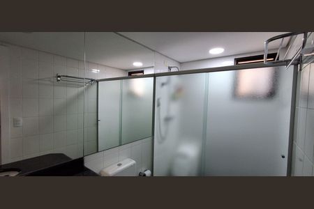 Apartamento à venda com 130m², 3 quartos e 3 vagas Apartamento à venda com 130m², 3 quartos e 3 vagasBanheiro Suíte 3