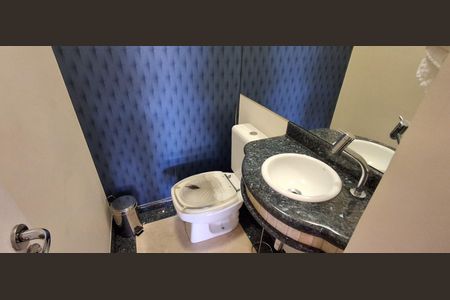 Apartamento à venda com 130m², 3 quartos e 3 vagas Apartamento à venda com 130m², 3 quartos e 3 vagasLavabo