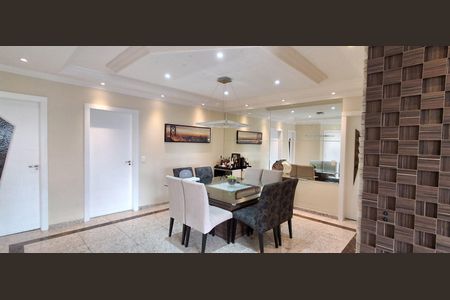 Apartamento à venda com 130m², 3 quartos e 3 vagas Apartamento à venda com 130m², 3 quartos e 3 vagasSala de jantar