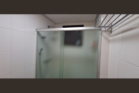 Apartamento à venda com 130m², 3 quartos e 3 vagas Apartamento à venda com 130m², 3 quartos e 3 vagasBanheiro Suíte 1