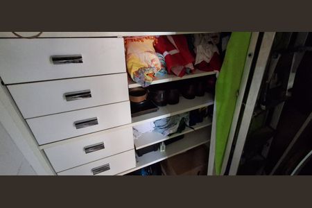 Apartamento à venda com 130m², 3 quartos e 3 vagas Apartamento à venda com 130m², 3 quartos e 3 vagasDespensa