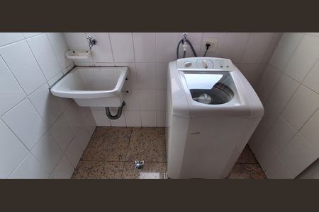 Apartamento à venda com 130m², 3 quartos e 3 vagas Apartamento à venda com 130m², 3 quartos e 3 vagasÁrea de Serviço