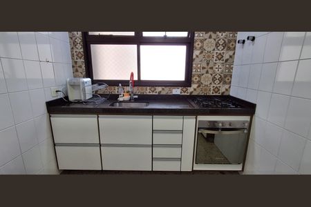 Apartamento à venda com 130m², 3 quartos e 3 vagas Apartamento à venda com 130m², 3 quartos e 3 vagasCozinha