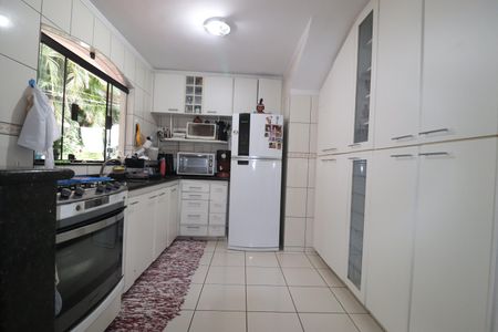 Casa à venda com 200m², 4 quartos e 3 vagasCozinha