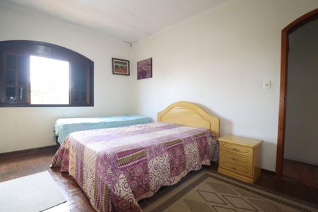 Casa à venda com 200m², 4 quartos e 3 vagasQuarto 1