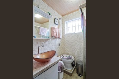 Casa à venda com 336m², 4 quartos e 3 vagas Casa à venda com 336m², 4 quartos e 3 vagasBanheiro