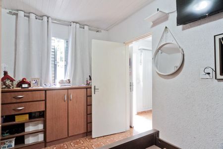 Casa à venda com 336m², 4 quartos e 3 vagas Casa à venda com 336m², 4 quartos e 3 vagasQuarto 1