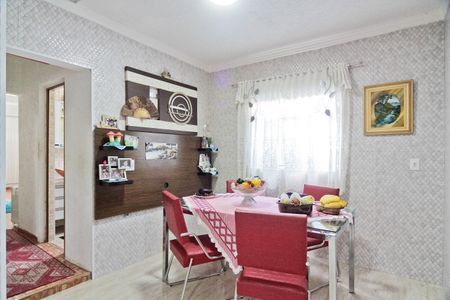 Casa à venda com 336m², 4 quartos e 3 vagas Casa à venda com 336m², 4 quartos e 3 vagasCozinha