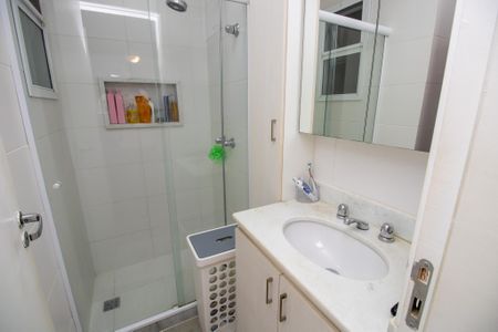 Apartamento à venda com 144m², 3 quartos e 2 vagasBanheiro da Suíte 