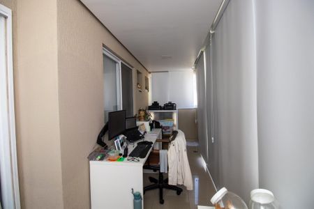 Apartamento à venda com 144m², 3 quartos e 2 vagasEscritório