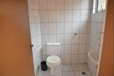 Casa à venda com 236m², 3 quartos e 6 vagasBanheiro de Serviço