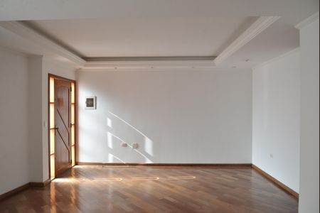 Casa à venda com 236m², 3 quartos e 6 vagasSala