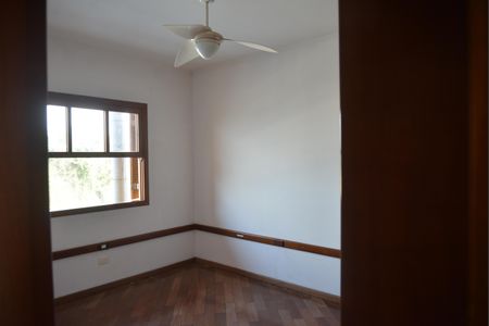 Casa à venda com 236m², 3 quartos e 6 vagasQuarto 1